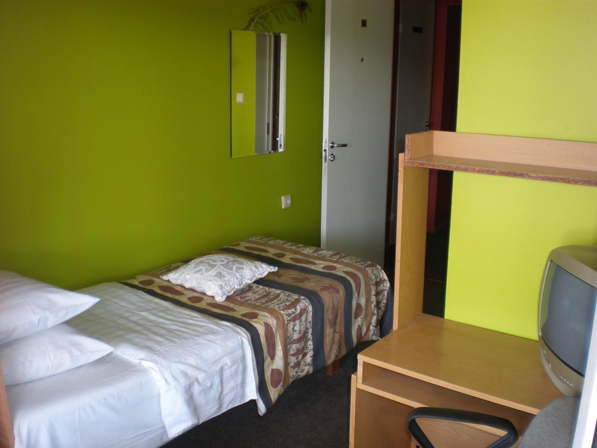 Hotel Getliin Saku 外观 照片