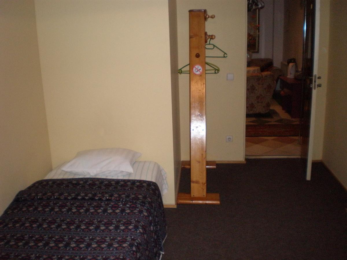 Hotel Getliin Saku 外观 照片